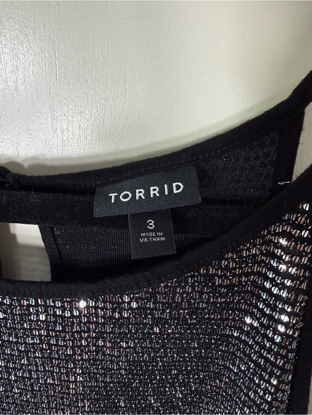 Torrid Black Silver Sequin High Neck Tank Top Plus Size 3X - Picture 3 of 7